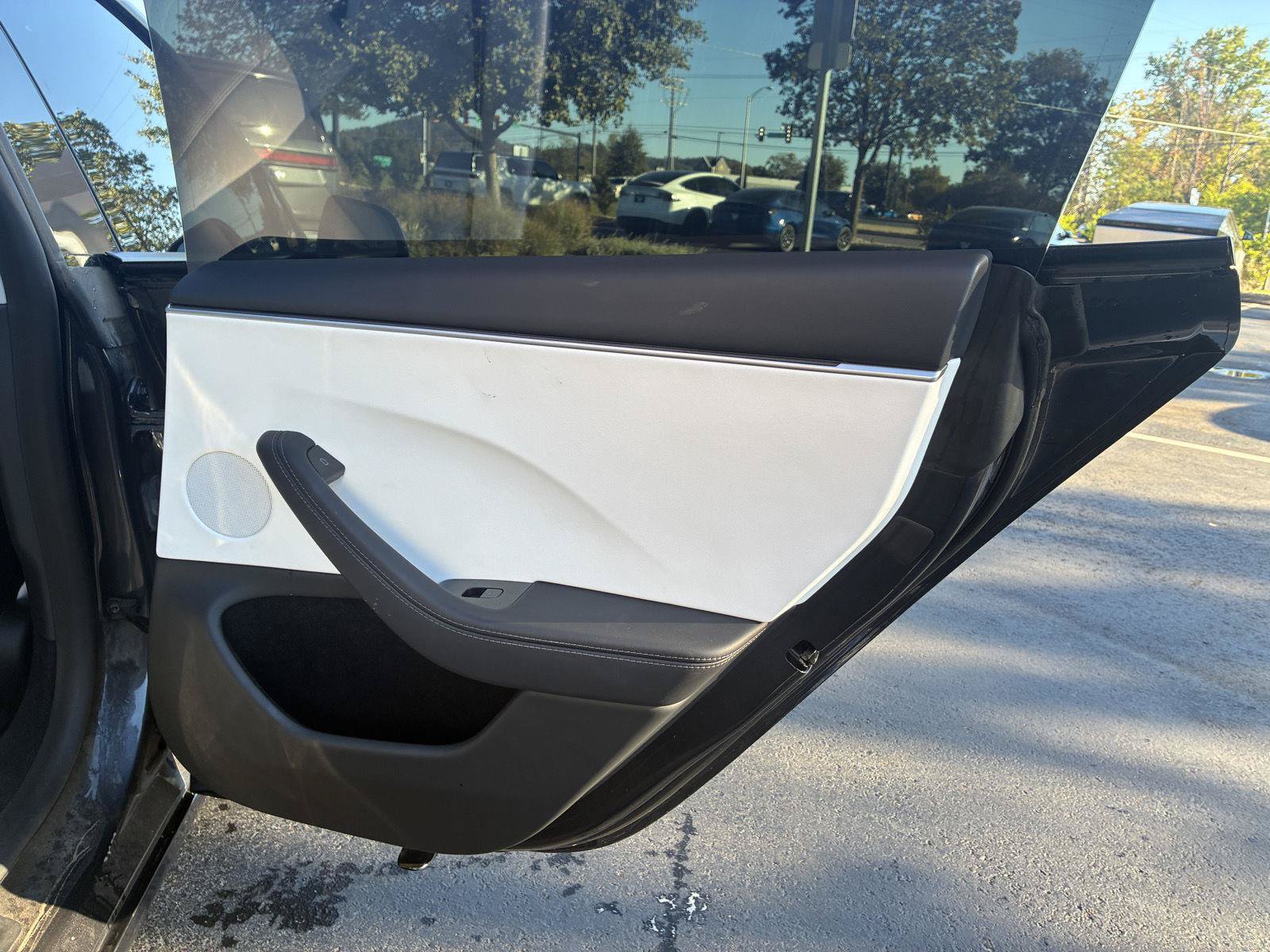 Used 2024 Tesla Model 3 Performance AWD/4WD image 9