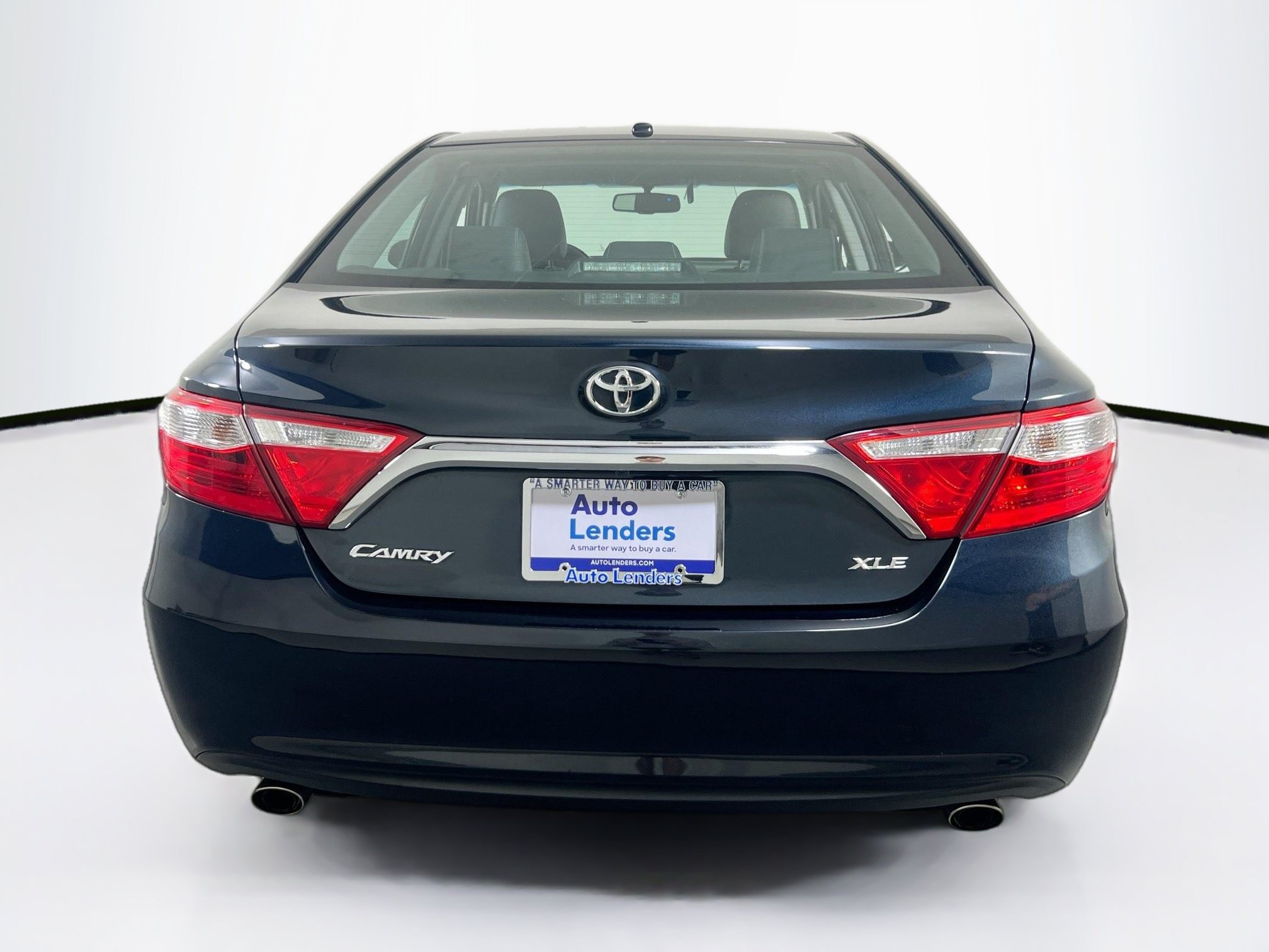 Used 2016 Toyota Camry XLE FWD image 6