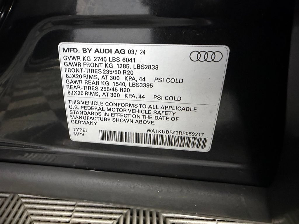Used 2024 Audi Q4 e-tron Premium w/ Convenience Package AWD/4WD image 37