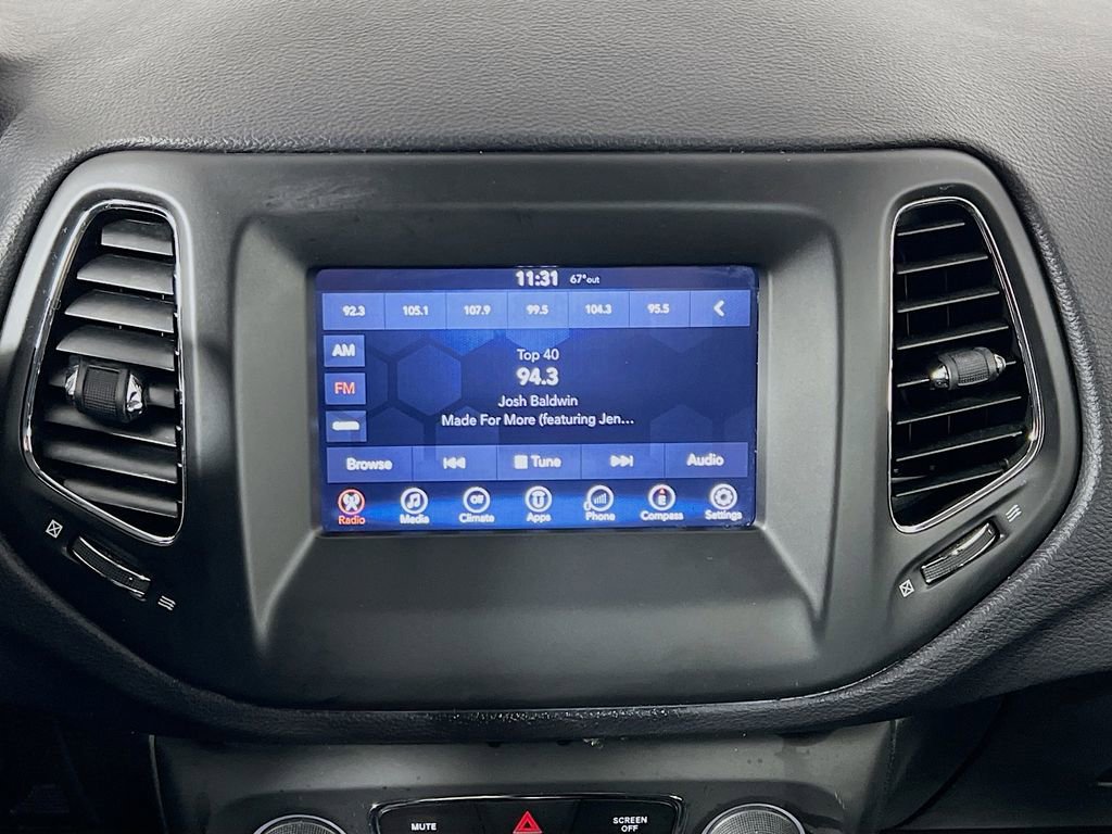 Used 2017 Jeep Compass Latitude w/ Popular Equipment Group image 14