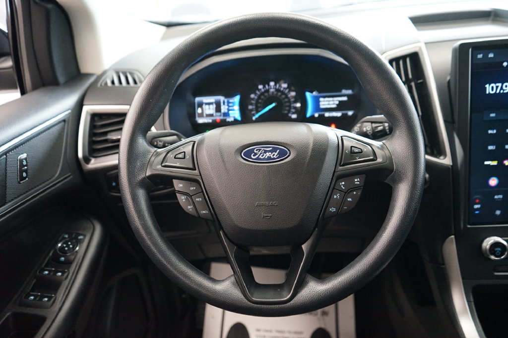 Used 2023 Ford Edge SE w/ Black Appearance Package AWD/4WD image 28
