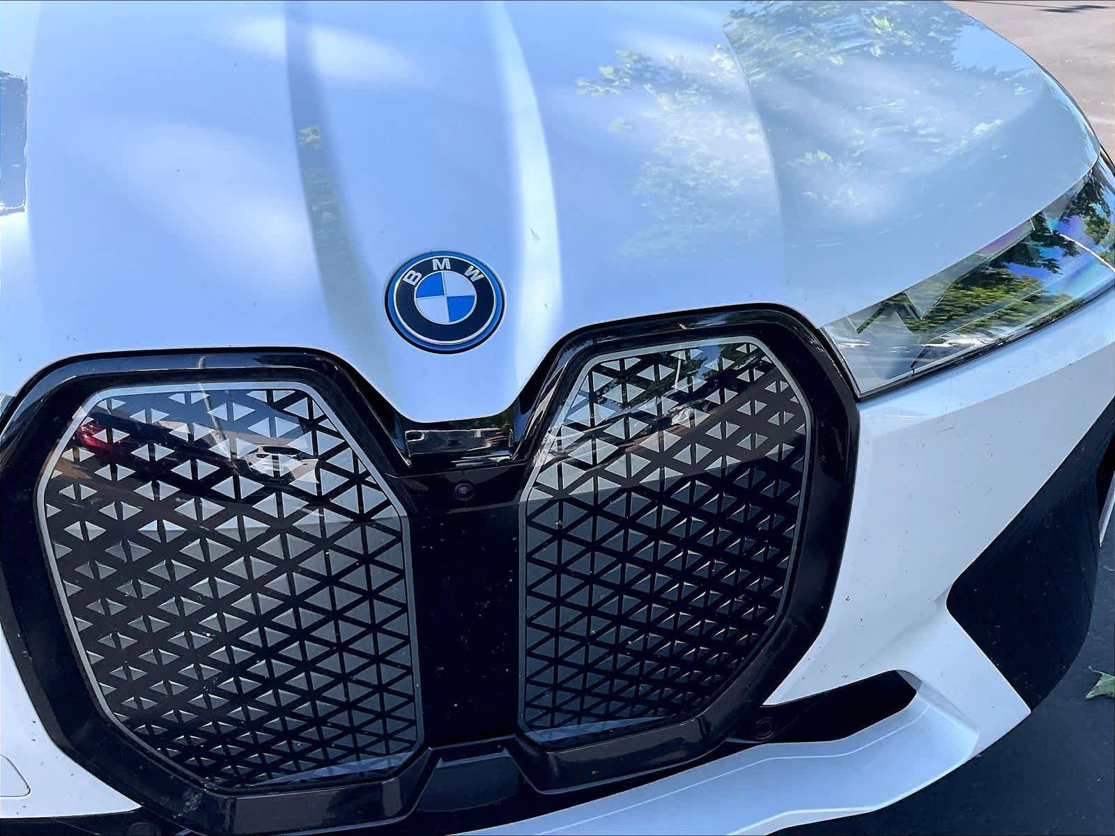 Certified 2023 BMW iX xDrive50 w/ Sport Package AWD/4WD image 30
