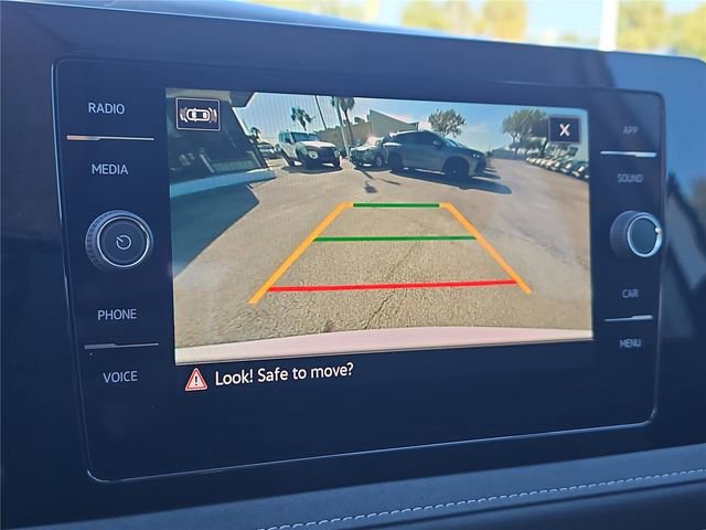 New 2026 Volkswagen Taos SE FWD image 21
