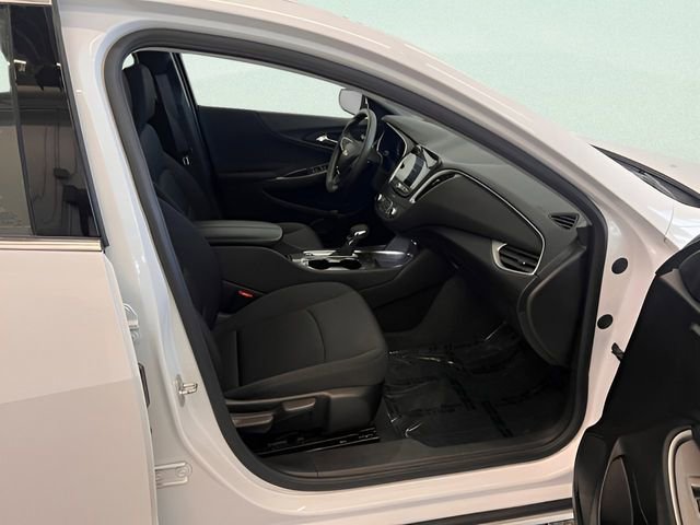 Used 2024 Chevrolet Malibu LT image 11