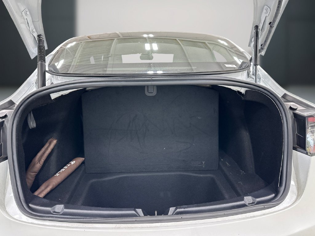 Used 2021 Tesla Model 3 Performance AWD/4WD image 12