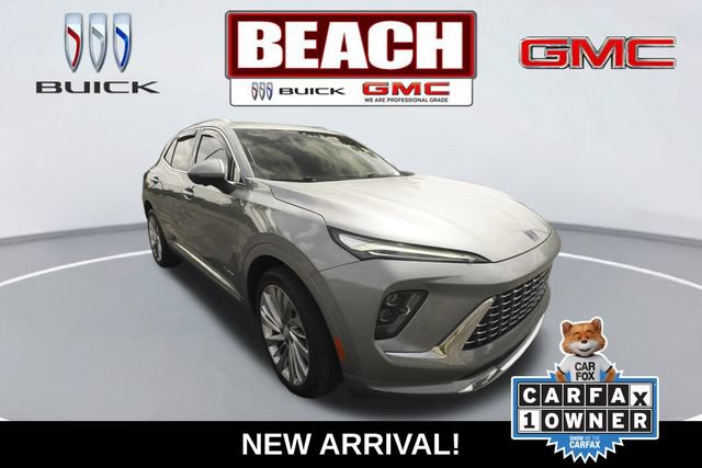 Used 2024 Buick Envision Avenir AWD/4WD image 1