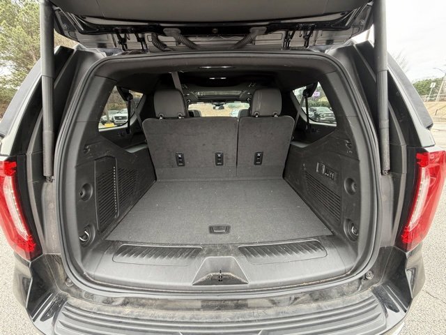 Used 2024 GMC Yukon XL SLT w/ SLT Luxury Package image 20