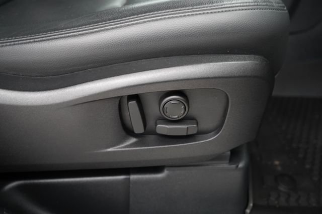 Used 2024 Land Rover Defender 110 S image 55