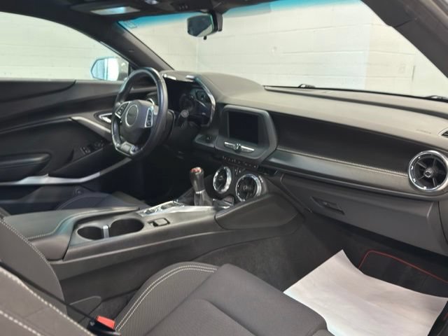 Used 2021 Chevrolet Camaro LT RWD image 13