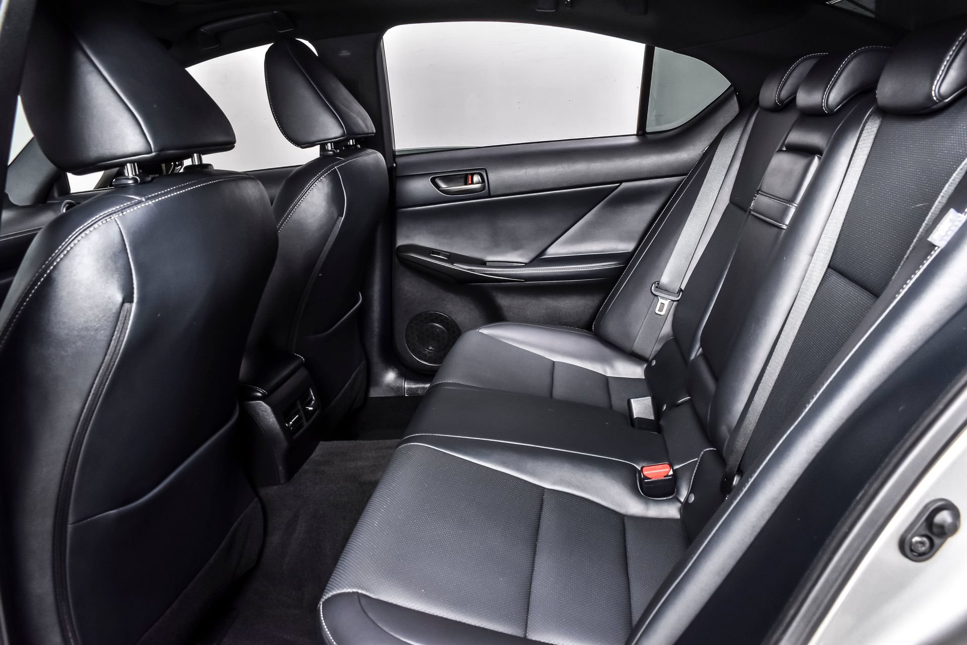 Used 2023 Lexus IS 300 w/ Premium Package RWD image 21