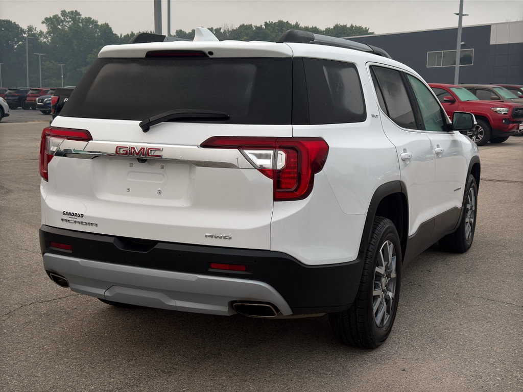 Certified 2023 GMC Acadia SLT w/ LPO, Floor Liner Package AWD/4WD image 5