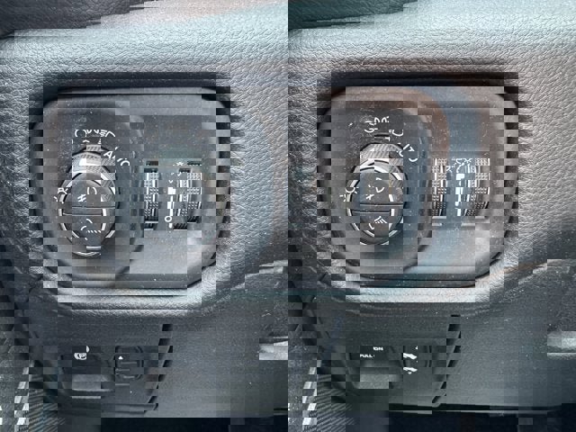 Used 2019 RAM 1500 Laramie image 33