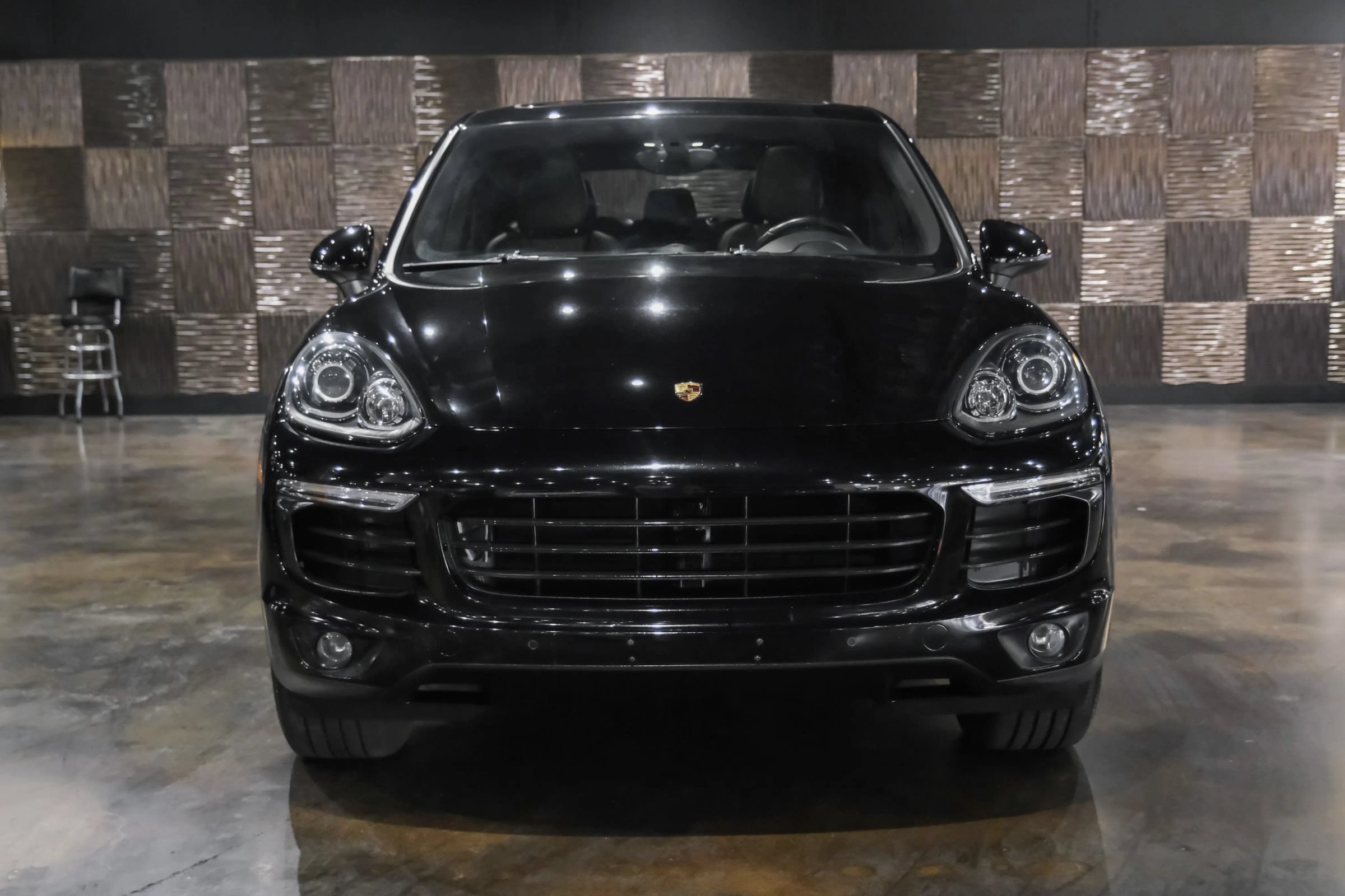 Used 2018 Porsche Cayenne AWD/4WD image 6