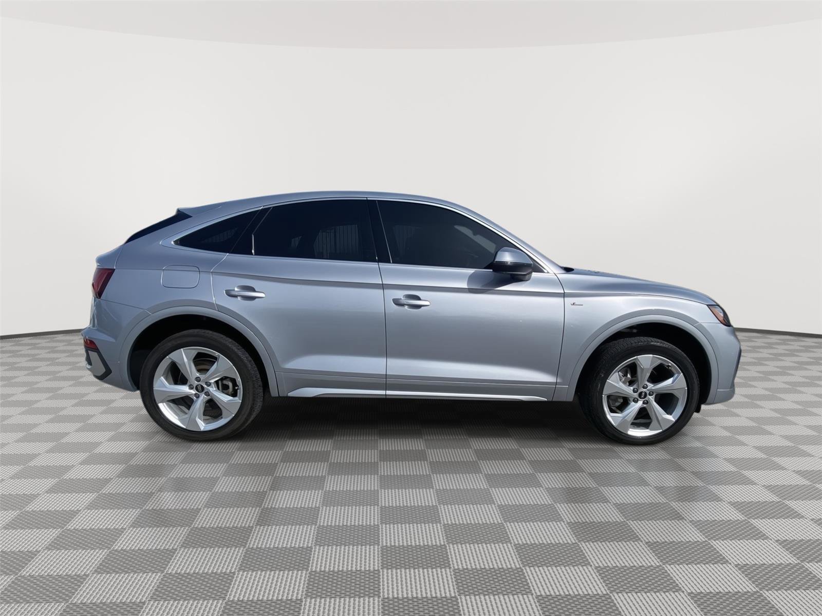 Used 2022 Audi Q5 2.0T Premium Plus w/ Premium Plus Package image 6