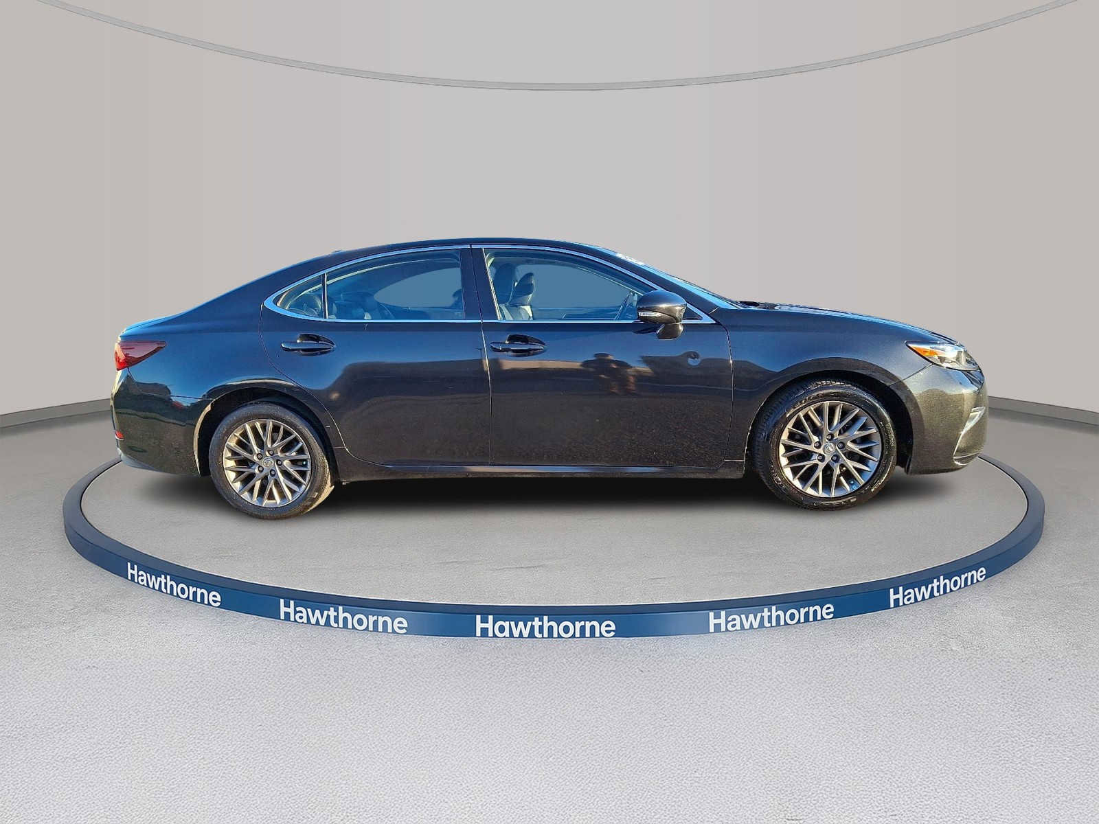 Used 2018 Lexus ES 350 w/ Ultra Luxury Package image 7