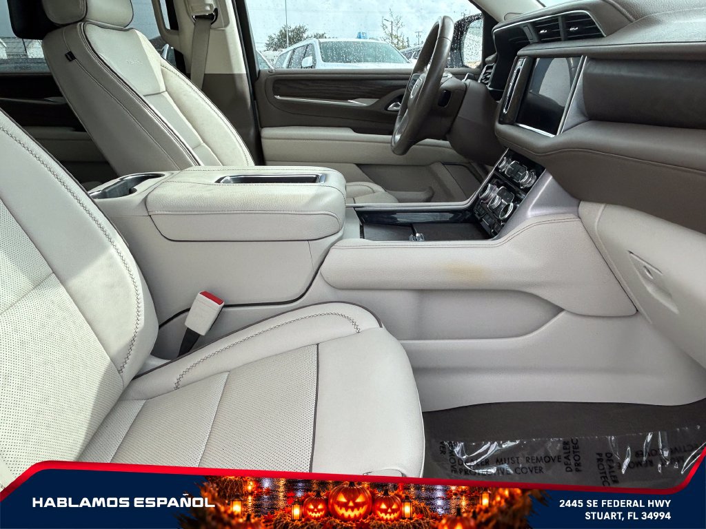 Used 2024 GMC Yukon XL Denali w/ Denali Reserve Package AWD/4WD image 21