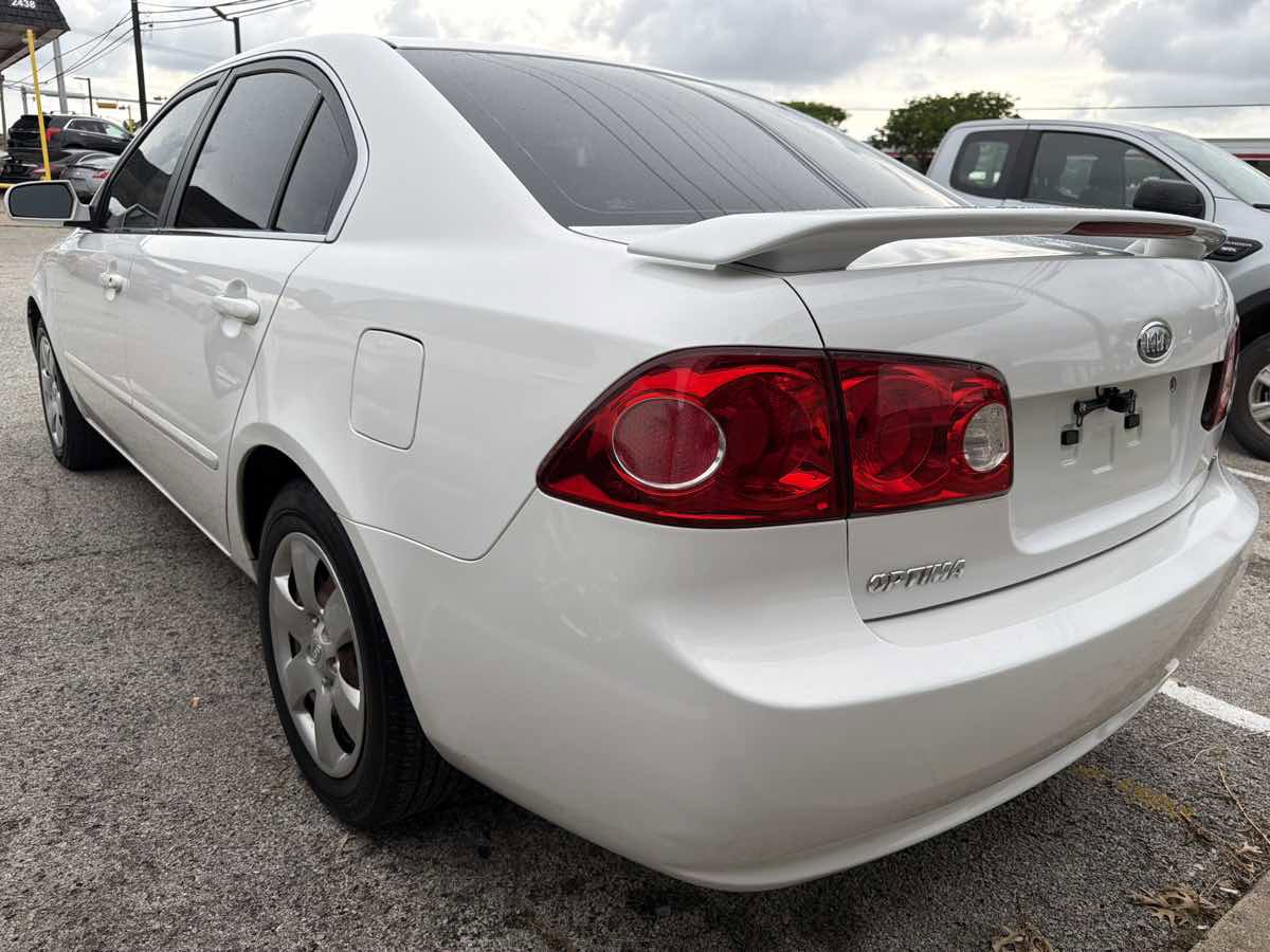 Used 2007 Kia Optima LX FWD image 4