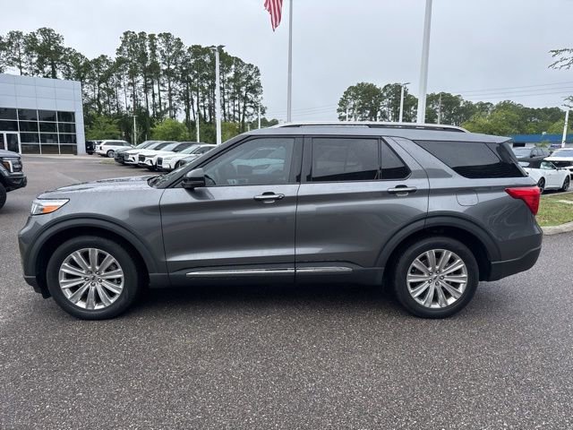 Used 2023 Ford Explorer Limited w/ Limited Technology Package RWD image 12