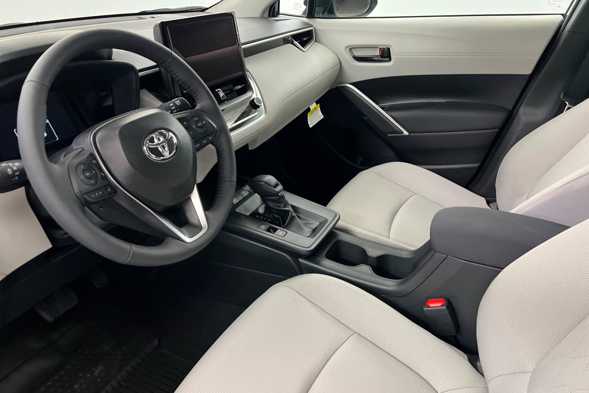 New 2026 Toyota Corolla Cross LE AWD/4WD image 15