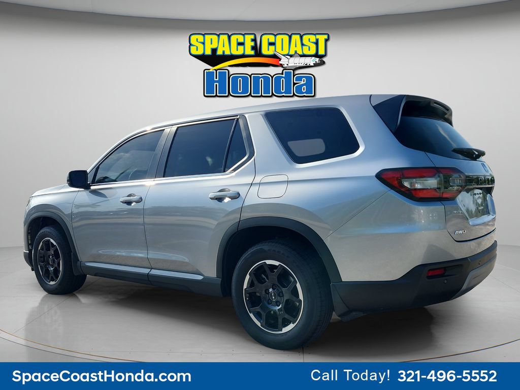 Certified 2025 Honda Pilot EX-L image 5