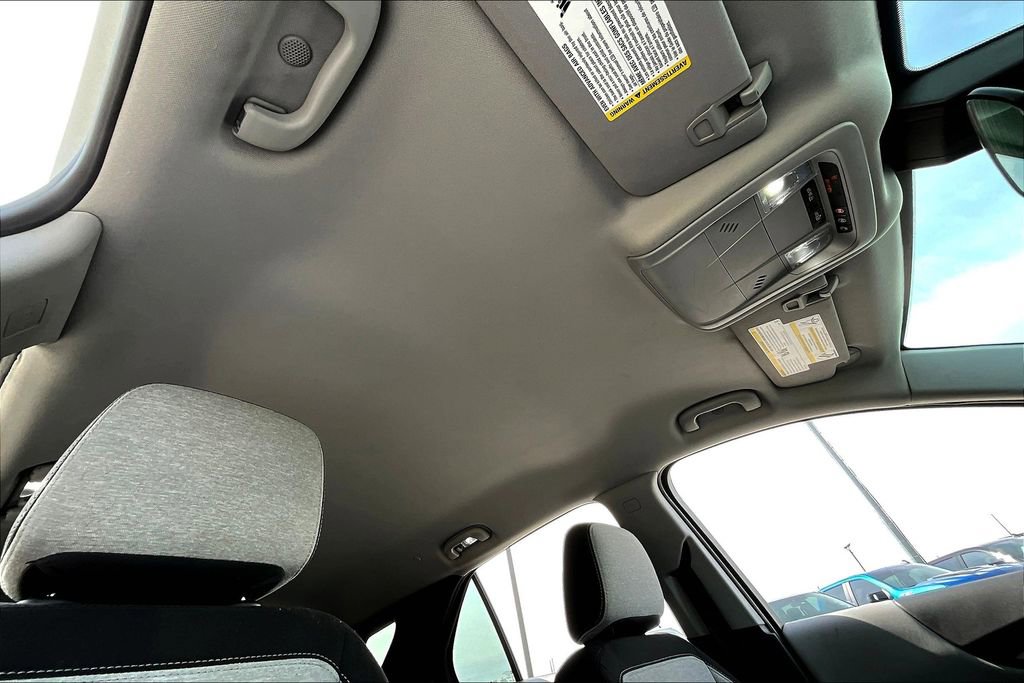 Used 2022 Chevrolet Equinox LS w/ LS Convenience Package image 23