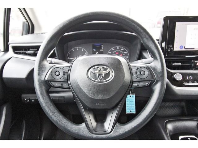 Used 2025 Toyota Corolla LE image 14