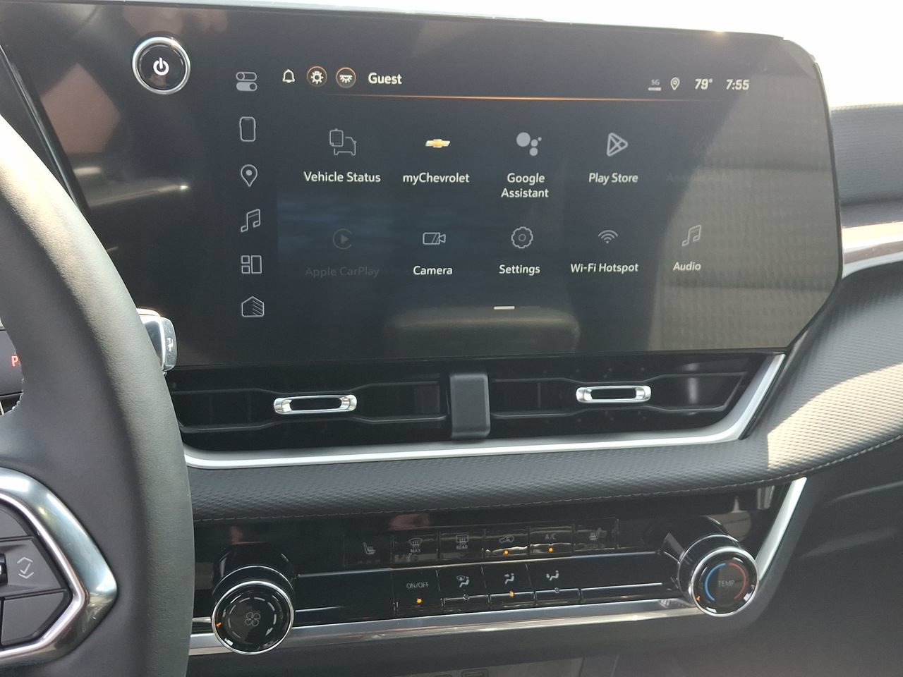 New 2026 Chevrolet Equinox LT w/ Midnight Edition FWD image 16
