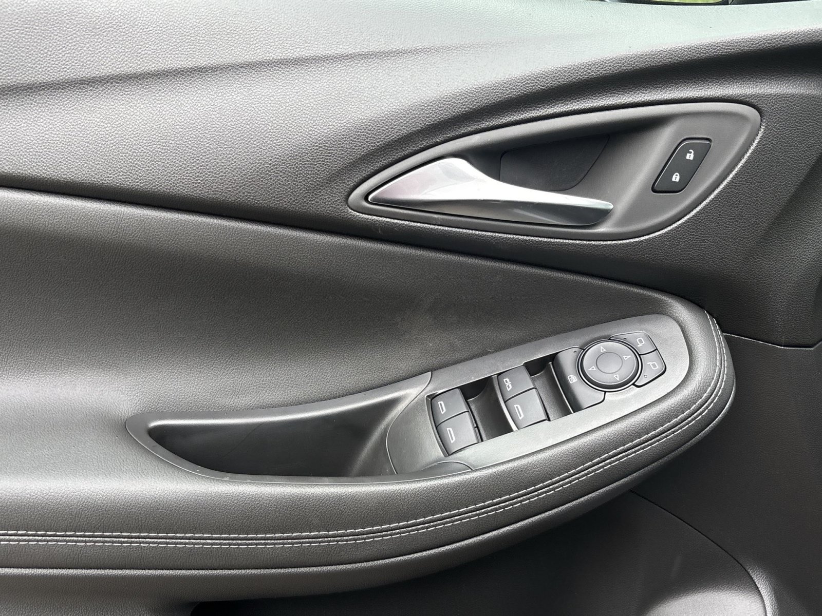 New 2026 Buick Encore GX Preferred FWD image 15