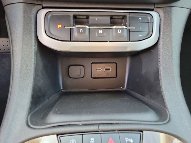 Used 2023 GMC Acadia SLE w/ Driver Convenience Package image 24