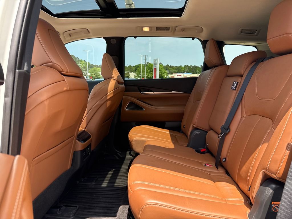 Used 2023 INFINITI QX60 Sensory w/ Vision Package AWD/4WD image 29