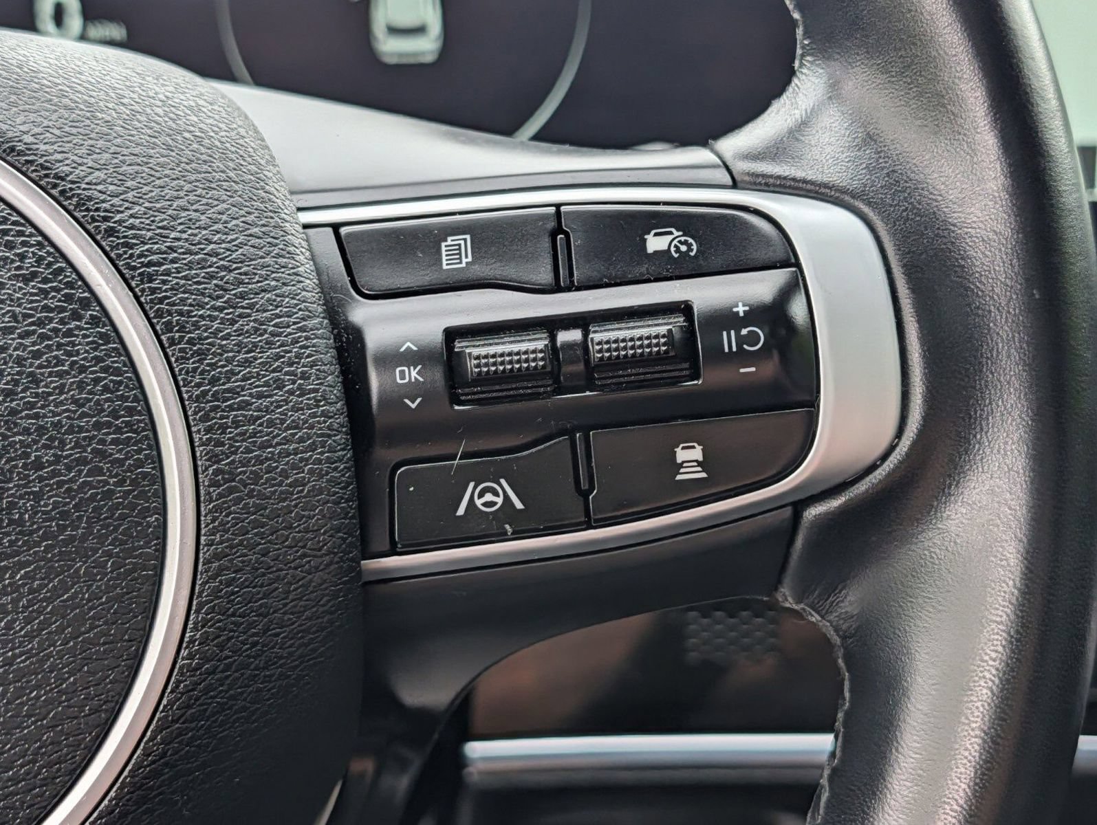 Used 2023 Kia Sportage SX FWD image 31