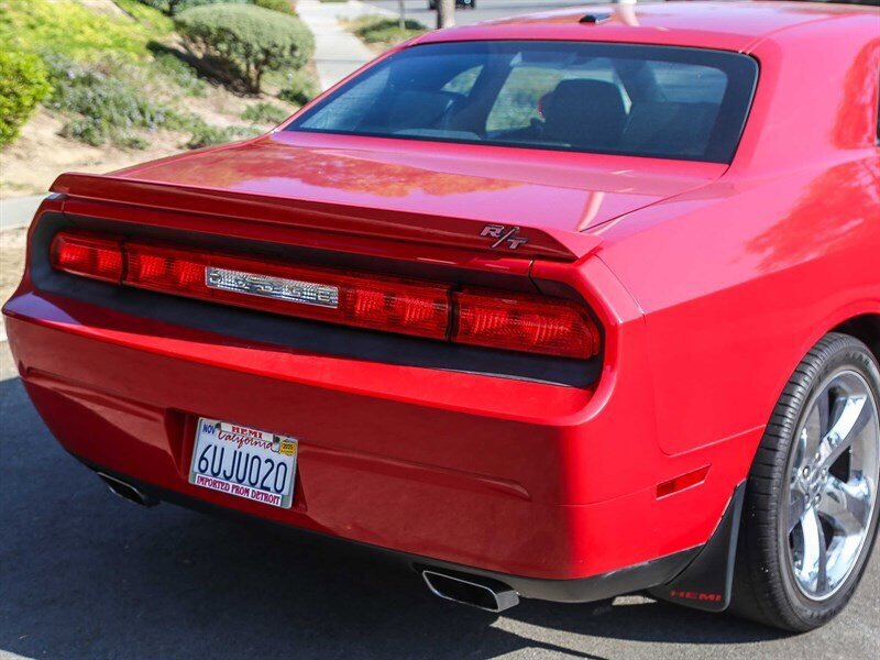 Used 2012 Dodge Challenger R/T Plus RWD image 14