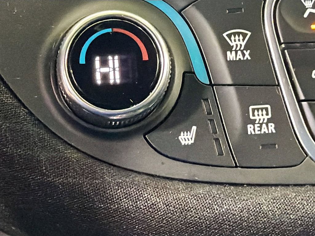 Used 2024 Chevrolet Malibu LT FWD image 18