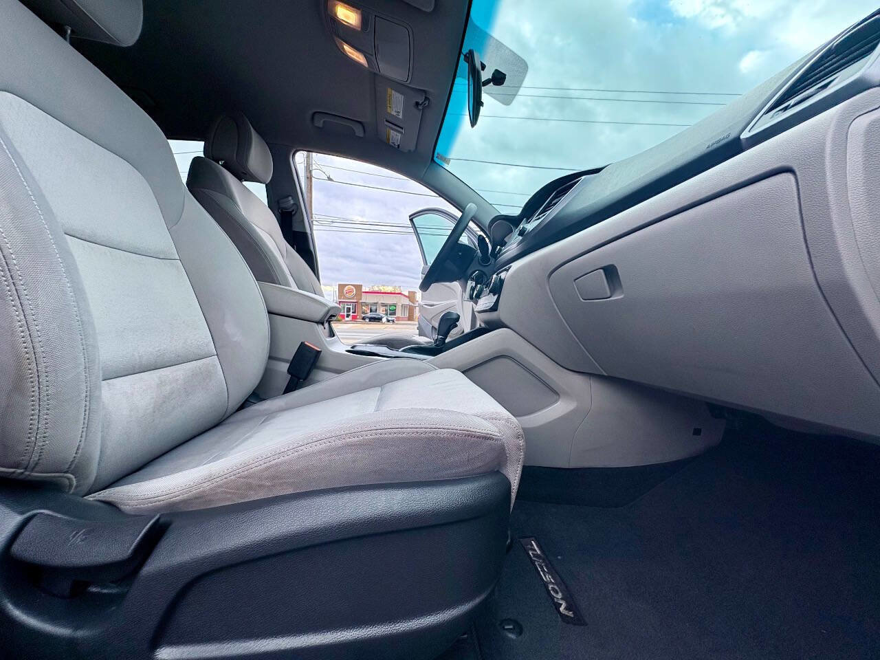 Used 2016 Hyundai Tucson SE w/ Option Group 02 image 30