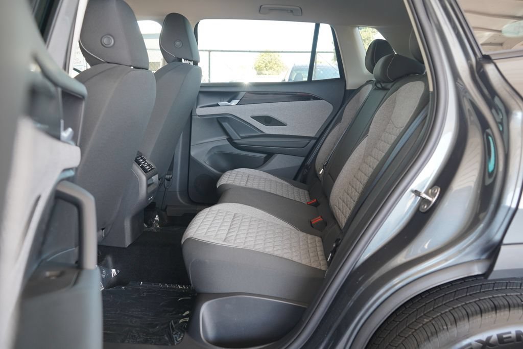 New 2026 Volkswagen Tiguan S FWD image 7
