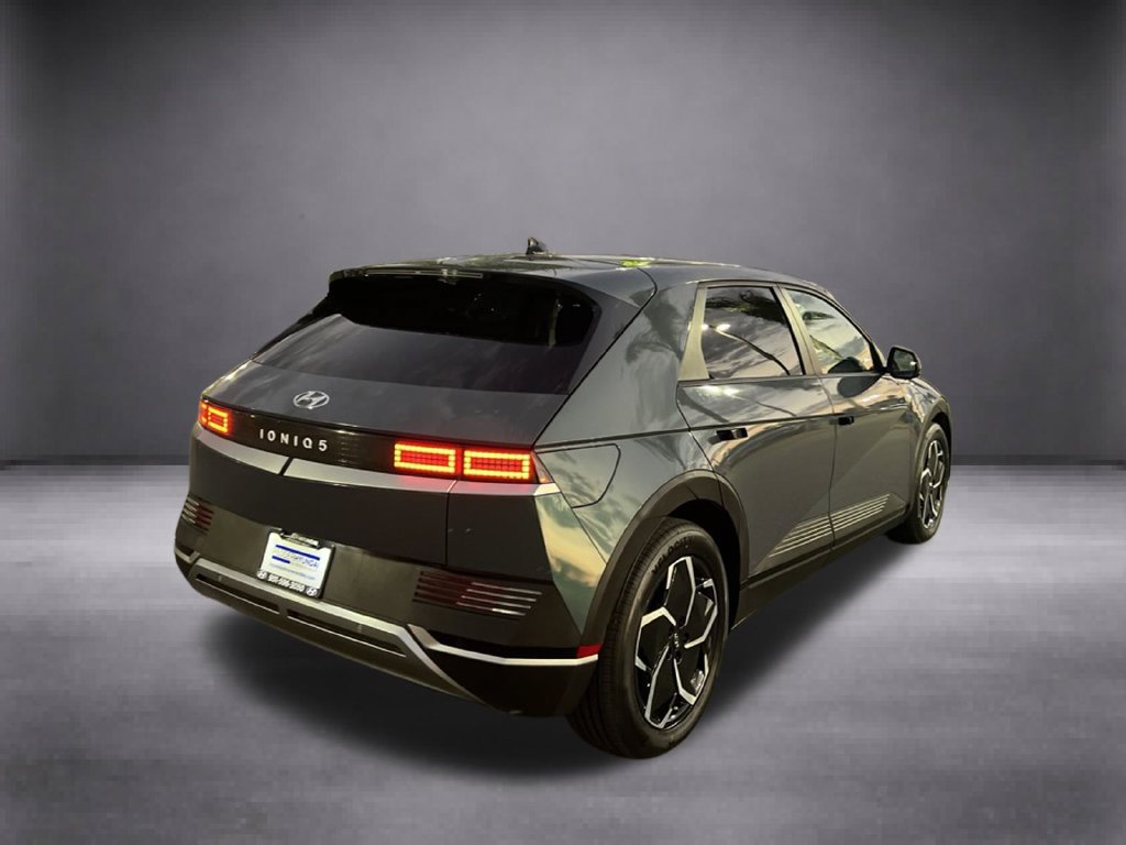 Certified 2024 Hyundai Ioniq 5 SE RWD image 8