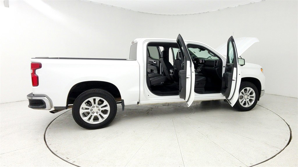 Used 2023 Chevrolet Silverado 1500 LTZ image 13