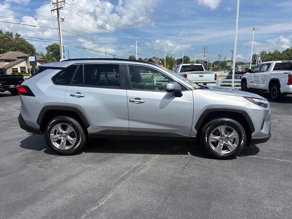 Used 2025 Toyota RAV4 XLE AWD/4WD video 2