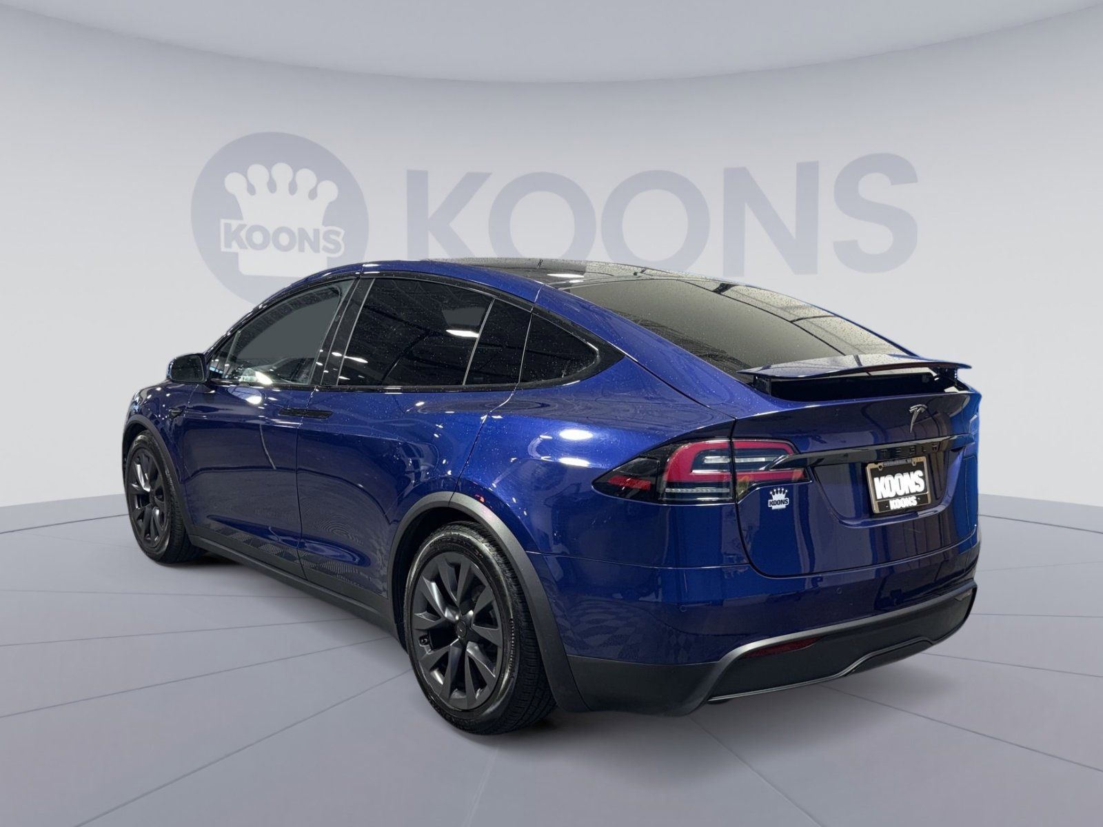 Used 2023 Tesla Model X image 4
