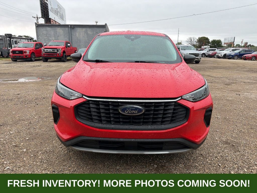 Used 2024 Ford Escape Active FWD image 2