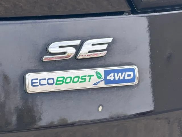 Used 2017 Ford Escape SE w/ SE Cold Weather Package AWD/4WD image 34