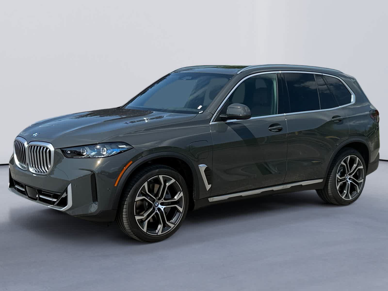 New 2026 BMW X5 xDrive50e w/ Executive Package AWD/4WD image 7