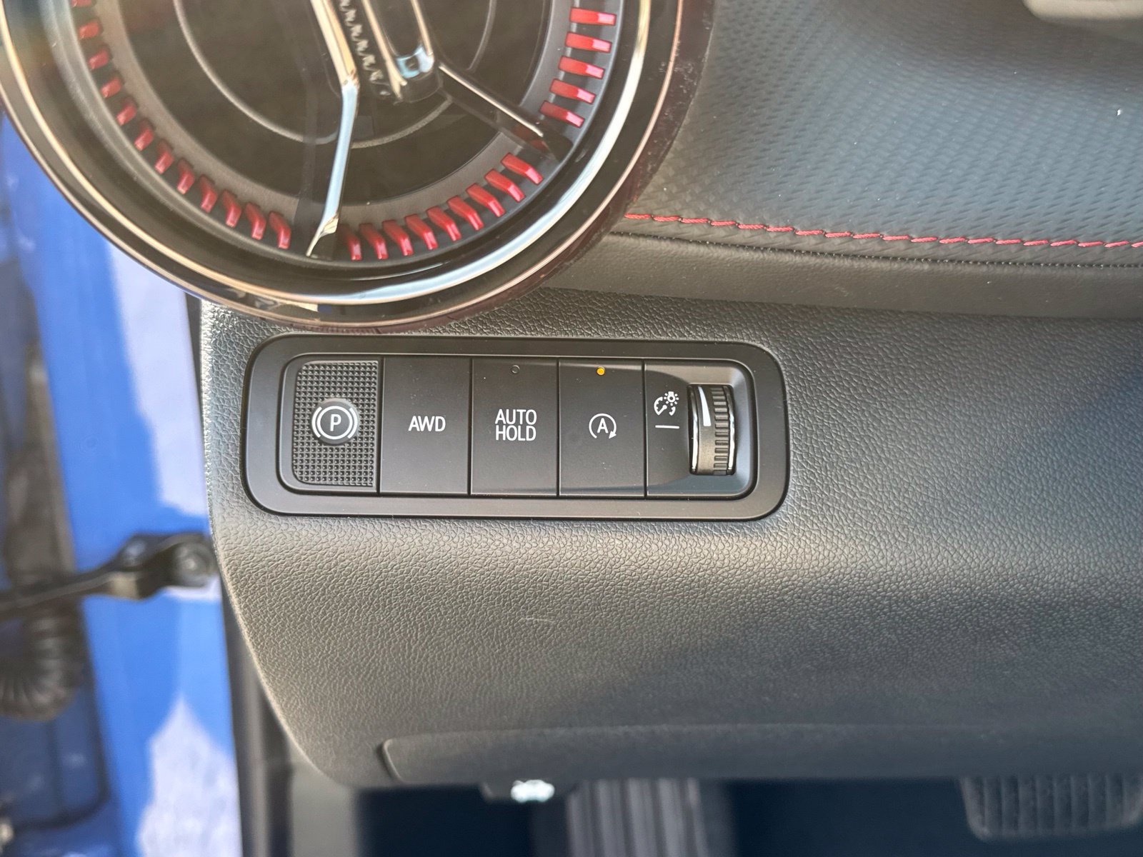 New 2027 Chevrolet Equinox RS AWD/4WD image 14