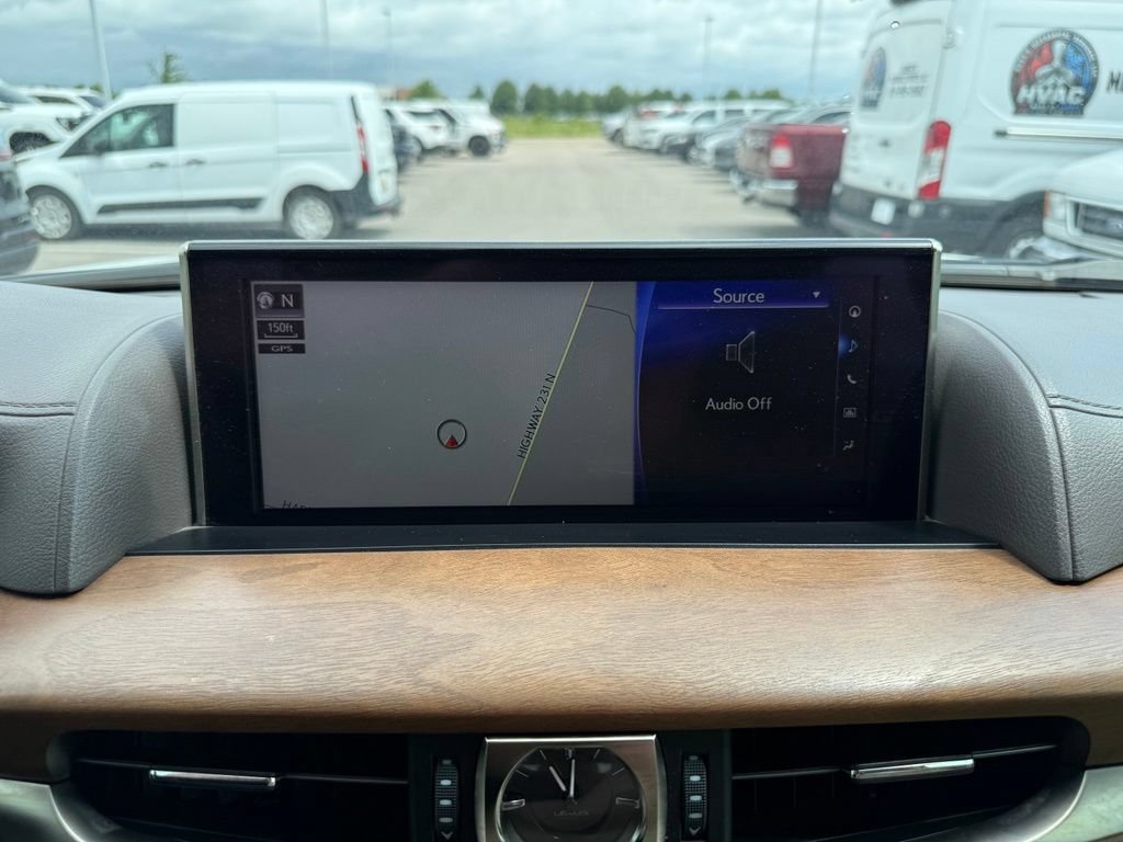 Used 2017 Lexus LX 570 4WD w/ Luxury Package image 28