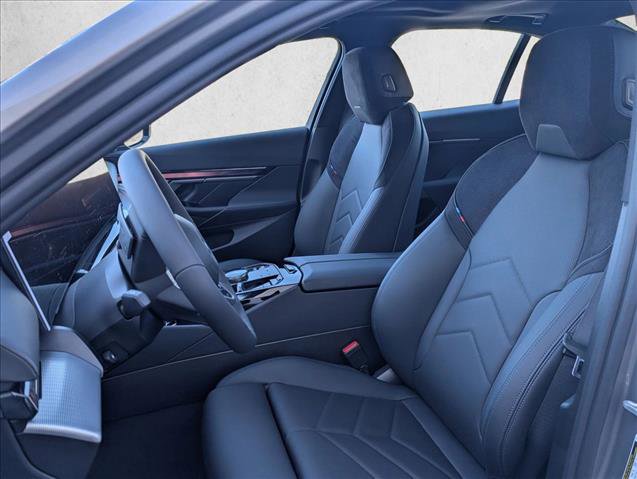 Used 2026 BMW i5 eDrive40 image 4