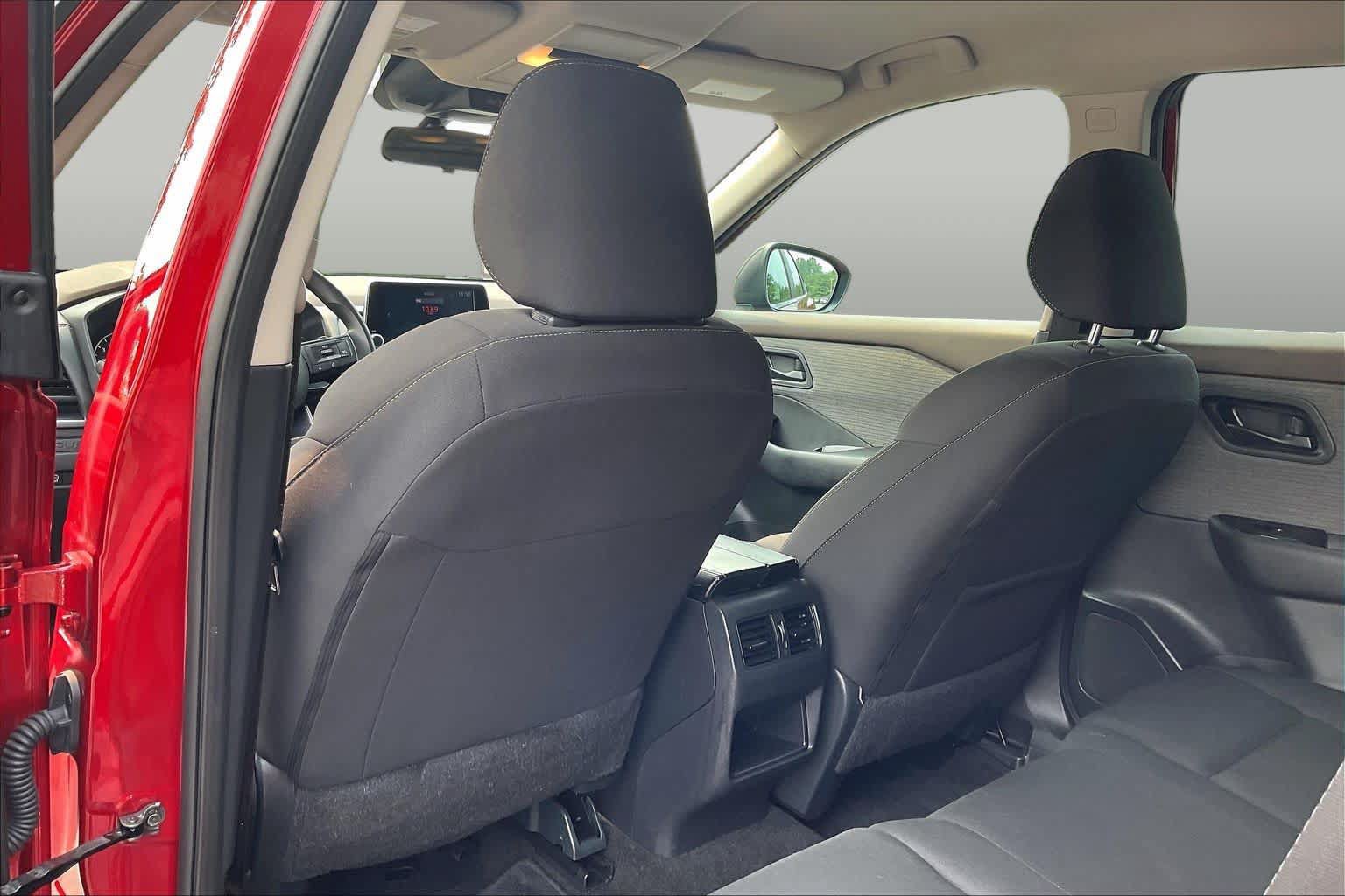 Used 2023 Nissan Rogue S FWD image 20