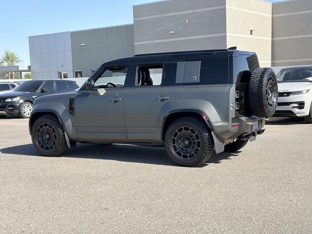 Used 2025 Land Rover Defender 110 AWD/4WD image 30