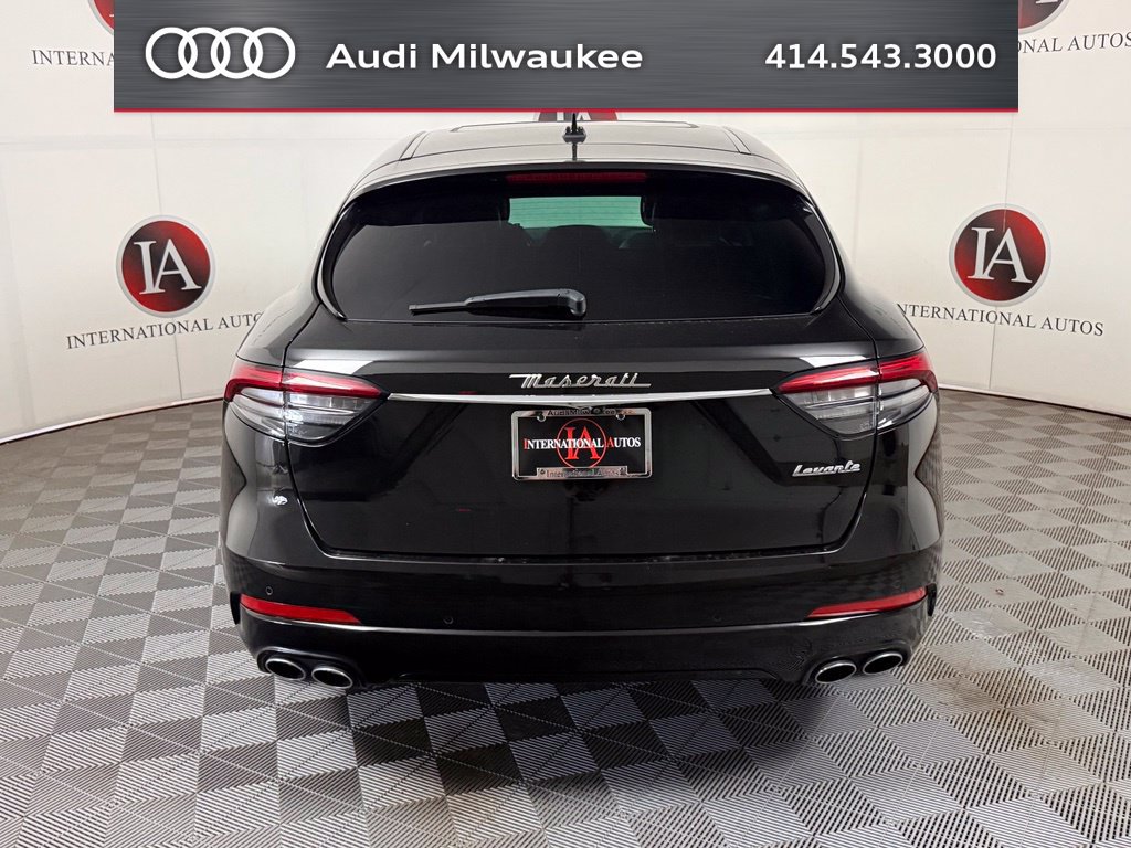 Used 2021 Maserati Levante AWD/4WD image 7