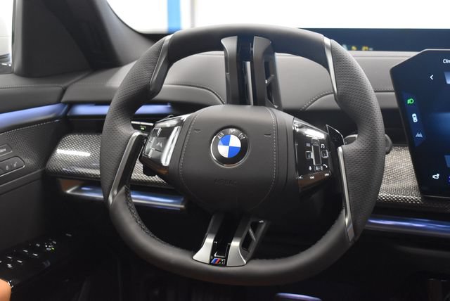 New 2027 BMW 740i xDrive w/ M Sport Package AWD/4WD image 24