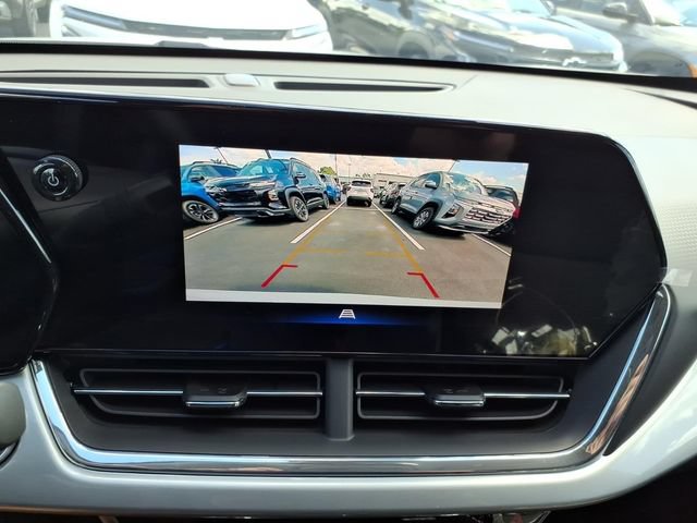 New 2026 Chevrolet Trax LT w/ Driver Confidence Package FWD image 12